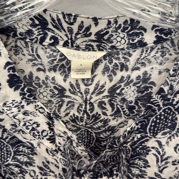 Nordstrom Caslon Blue Flutter Sleeve Blouse sz small - Picture 2 of 5